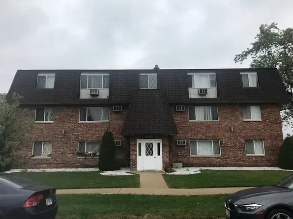 17236 71st Ct APT 10, Tinley Park, IL 60477