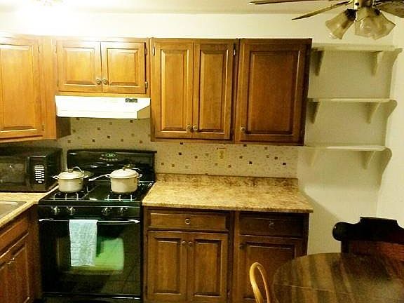 5th image of 50 Edgelawn Ave APT 1