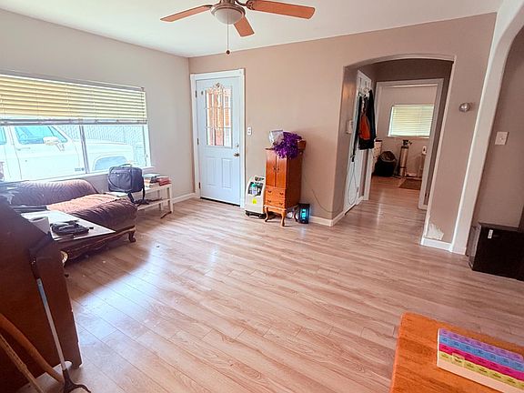 3rd image of 505 Smilax Avenue