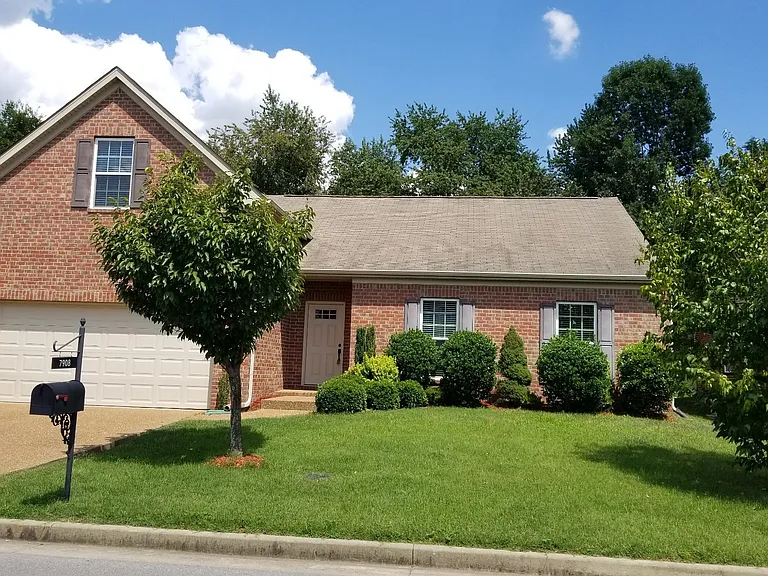 7908 Oakfield Grv — Photo 1