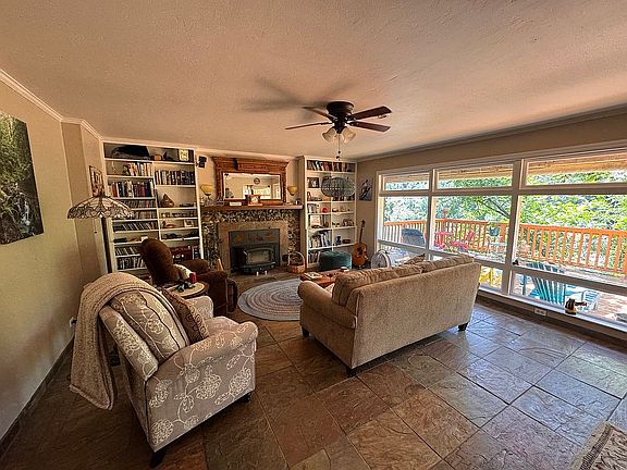 4th image of 11751 Laytonville Dos Rios Rd