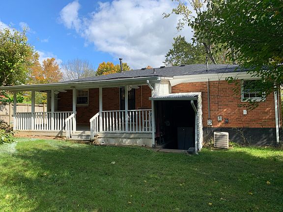 3rd image of 436 Lancelot Ln
