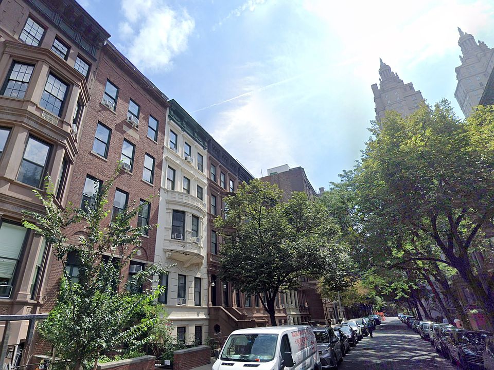 1st image of 35 W 76th St #2