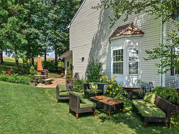 4th image of 150 Janyce Dr