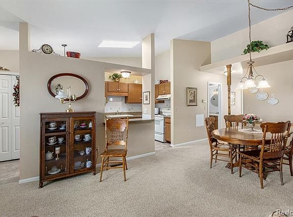 3rd image of 62067 Ticonderoga Dr Unit 2