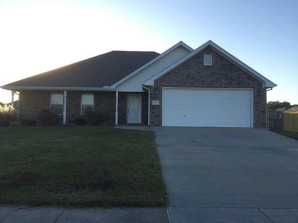 3 bed, 2 bath, 2 car garage