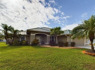 730 Rolling Hill Dr, Sebastian, FL 32958