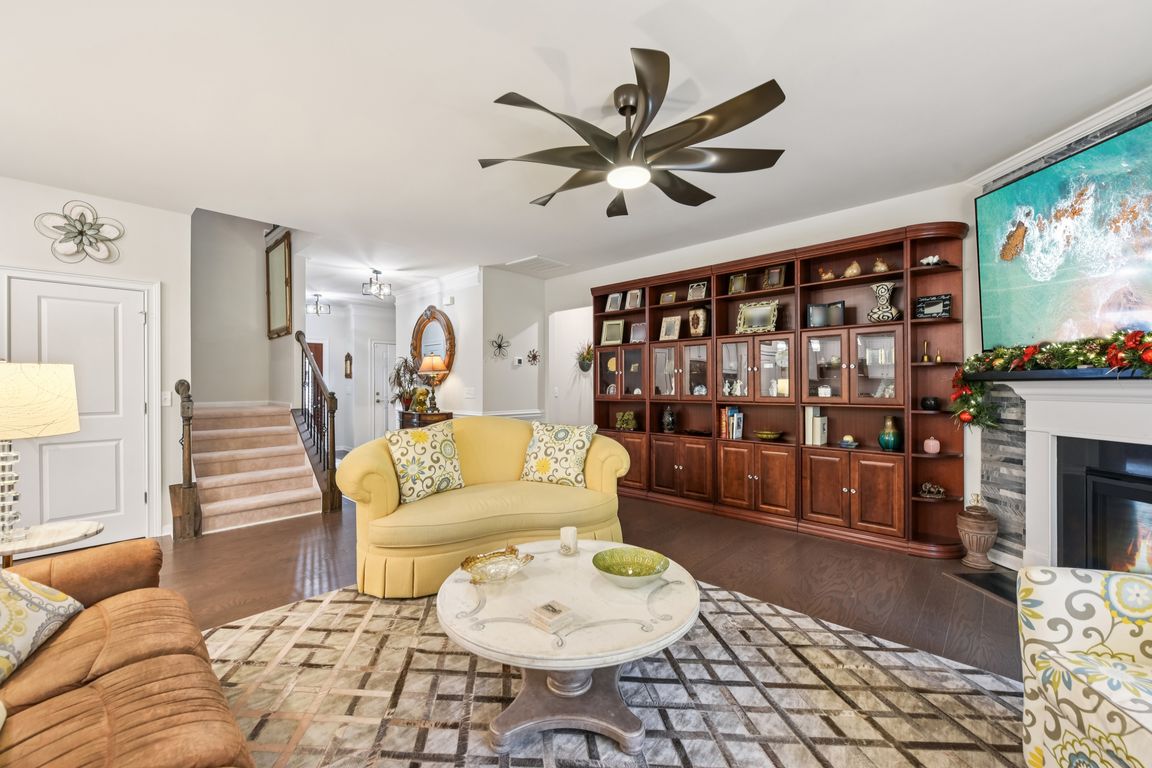 next background image