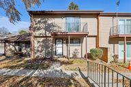 Mineola Rd-S1111-001.jpg