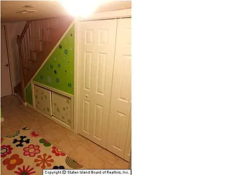 Sold by Thomas Gugliucci Real Estate