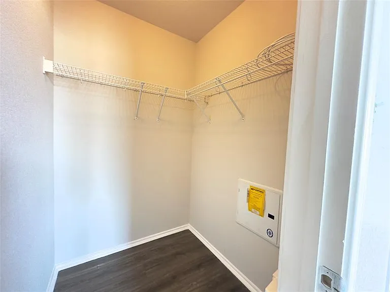 513 Rolling Oak Dr — Photo 17