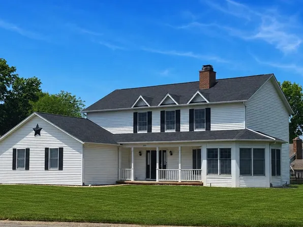 11553 Strohm Dr S, Mishawaka, IN 46545