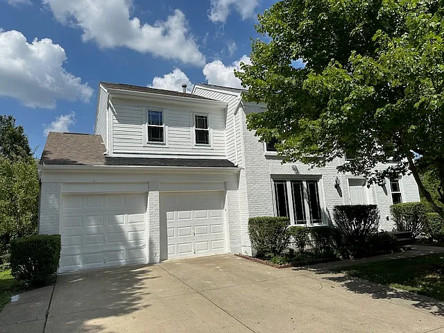 4 bed, 2610 sqft, $3,200 — Photo 1
