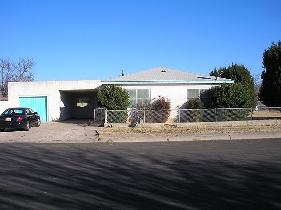 2nd image of 200 East Merryman