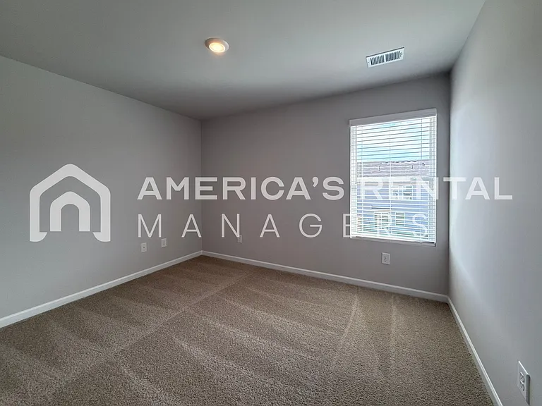 92 River Grass Dr — Photo 32