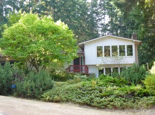 25115 122nd Ave SW, Vashon, WA 98070