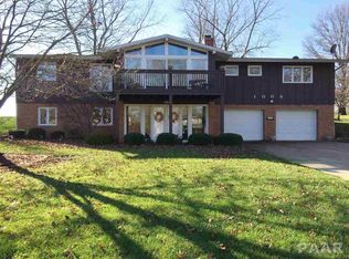 1006 Kingsbury Rd, Washington, IL 61571