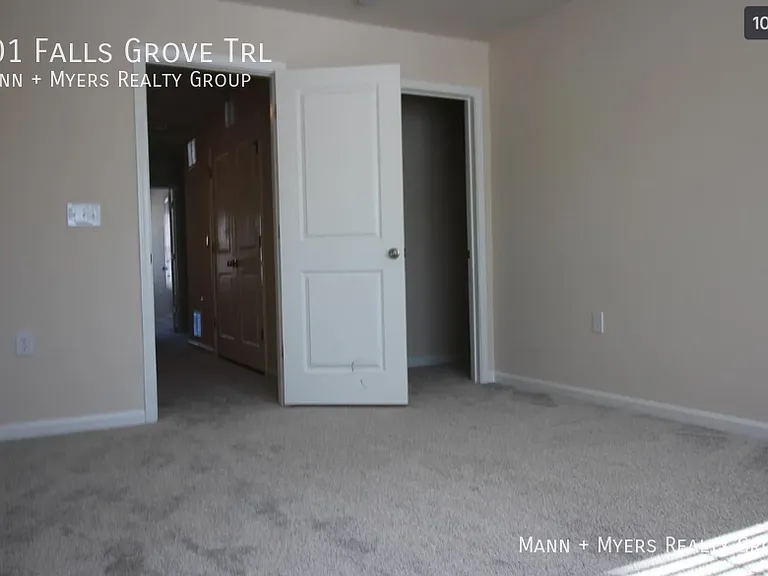 901 Falls Grove Trl — Photo 5