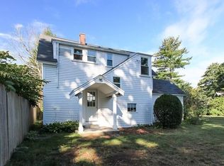 38 Arbor St #R, Wenham, MA 01984