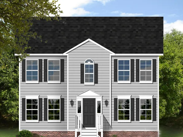 31 Old Fort Rd, Rocky Mount, VA 24151