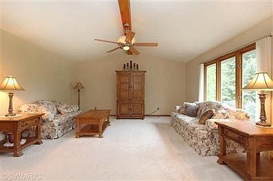 2nd image of 3004 Clearview Dr