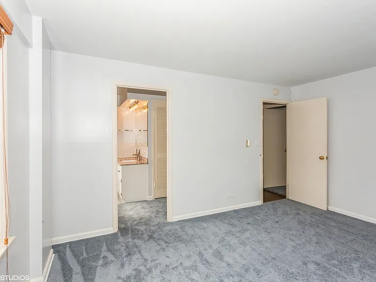 1101 Grove St #4A — Photo 9