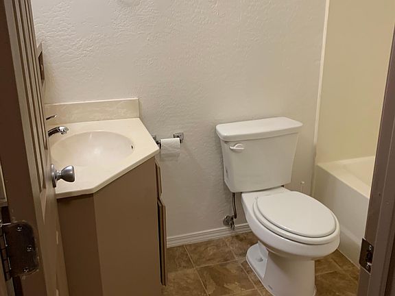 5th image of 652 E Big Bear Blvd Unit A