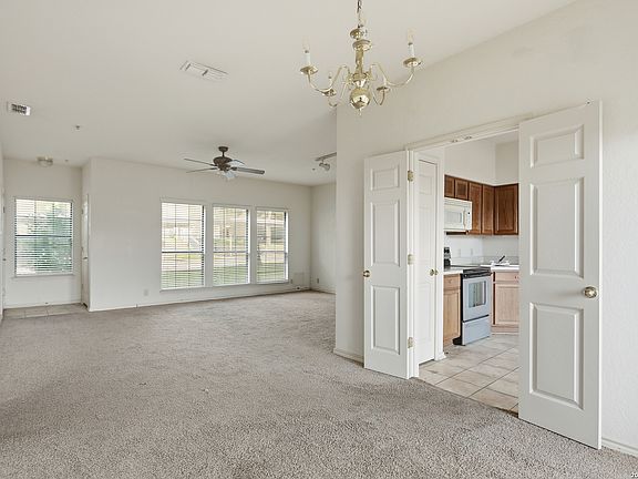5th image of 6100 Woodlake Pkwy #605