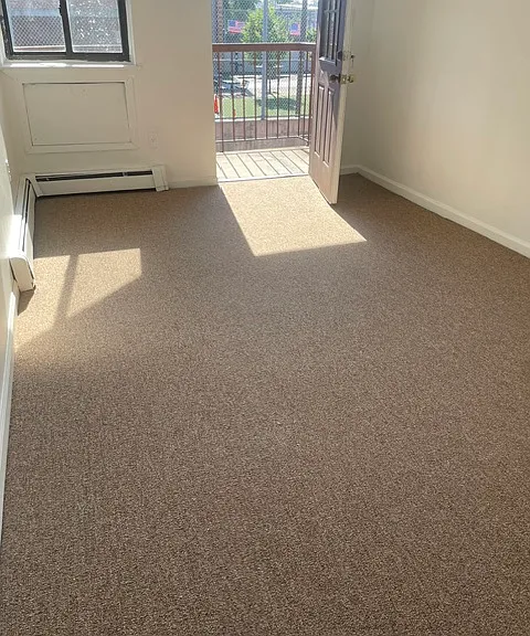 bedroom outside view balcony
