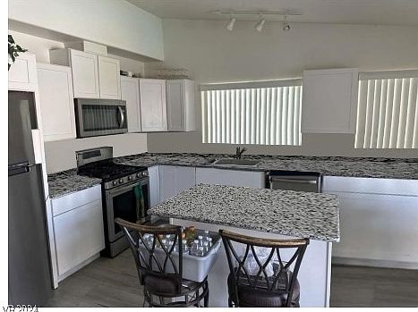 2nd image of 2268 Whippletree Ave