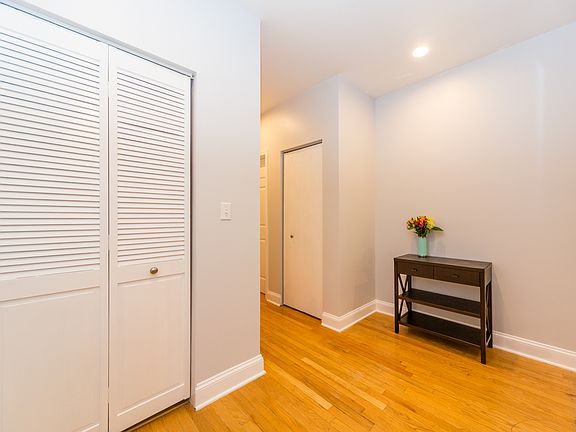 2nd image of 6254 N Oakley Ave #17