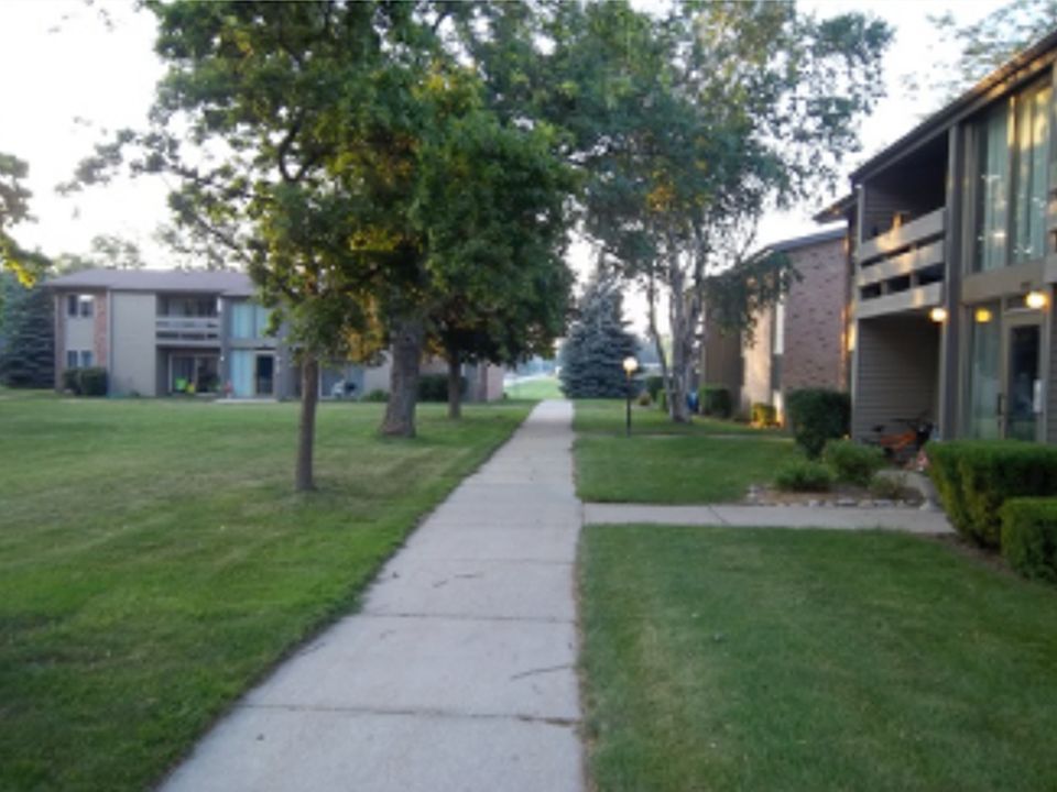 1st image of 340-357 Bolson Dr #340-3