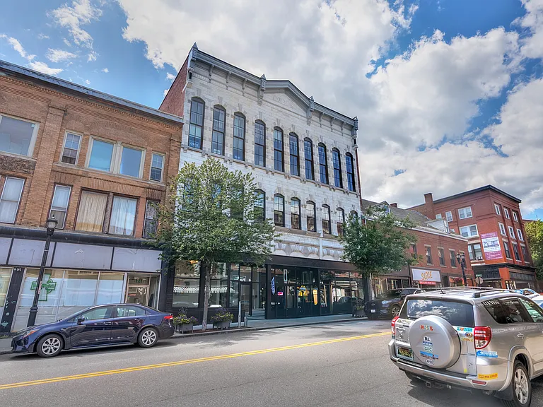 129 Main St #302 — Photo 39