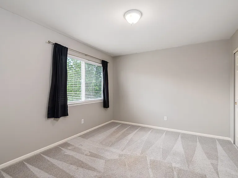 4779 Waldenwood Dr — Photo 19