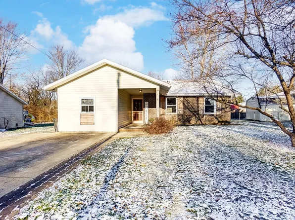 102 Lee Ann Ct, Blanchester, OH 45107