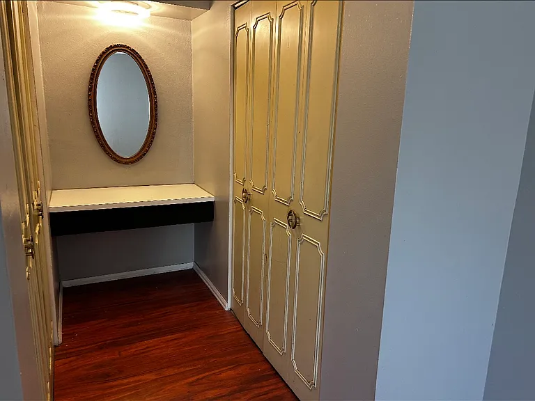 10080 Squire Meadows Dr #5 — Photo 18