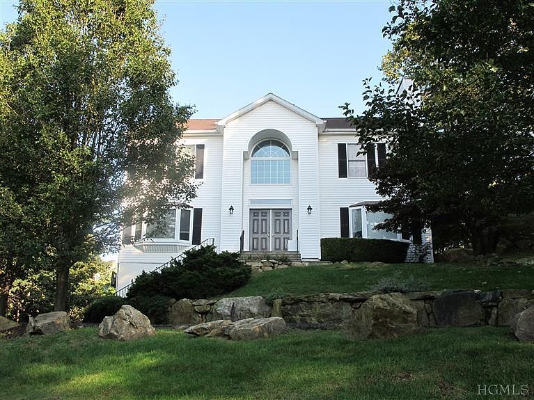 1st image of 28 Rosehill Ave