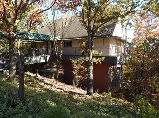 209 N Oak Ridge Dr E, Sand Springs, OK 74063