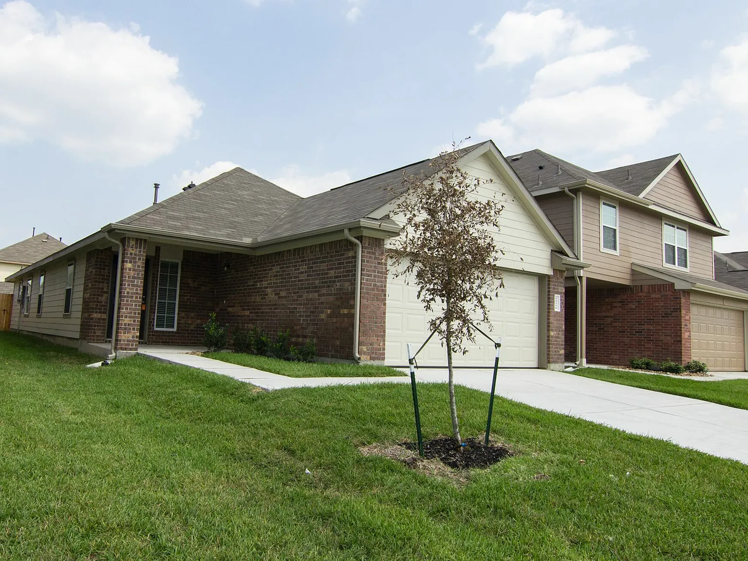 Evergreen Villas — Photo 1