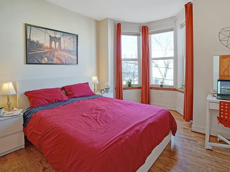 513 12th St #2L — Photo 13