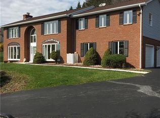 4020 Pin Oak Ct, Murrysville, PA 15668