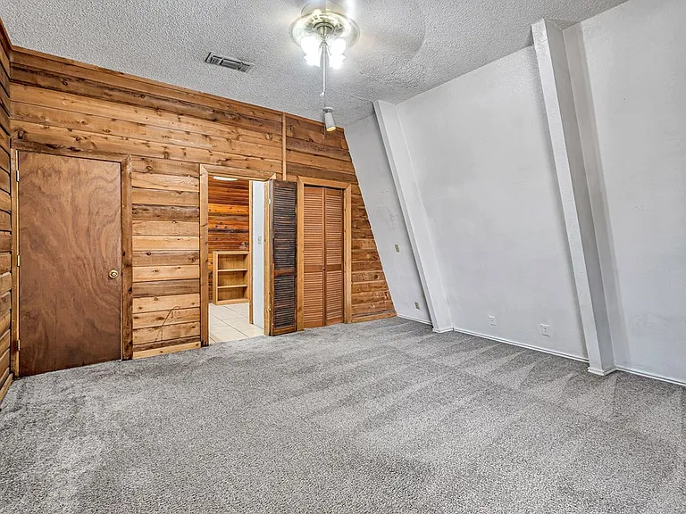 1707 College Ave — Photo 26
