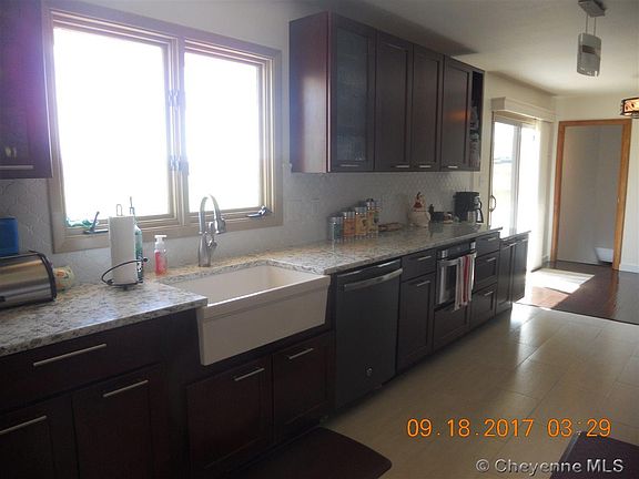 2nd image of 1555 Cottonwood Ave