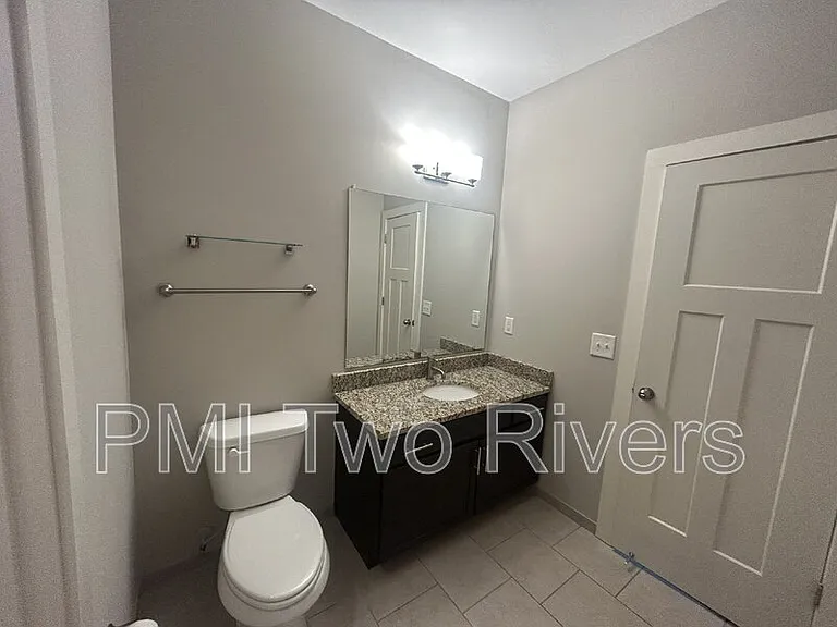 410 Rosedale Ave #211 — Photo 9