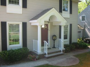 9 Hillside Ave, Livingston, NJ 07039