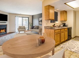 Raintree Apartments, Omaha, NE 68154