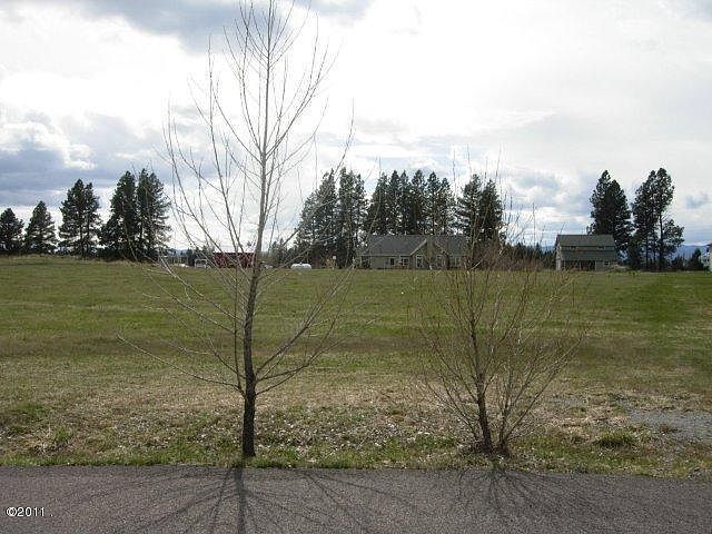 2nd image of 188 Stage Bend Ln