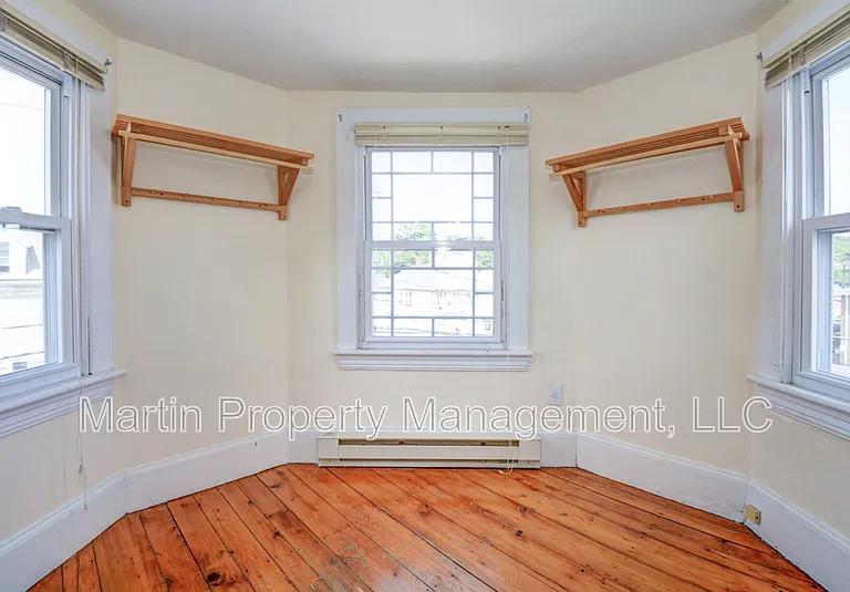 46-48 South St — Photo 9