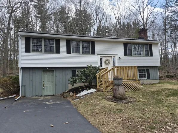 31 Clay Hill Road, York, ME 03902