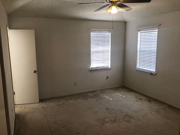 4th image of 7909 Wolf Dr